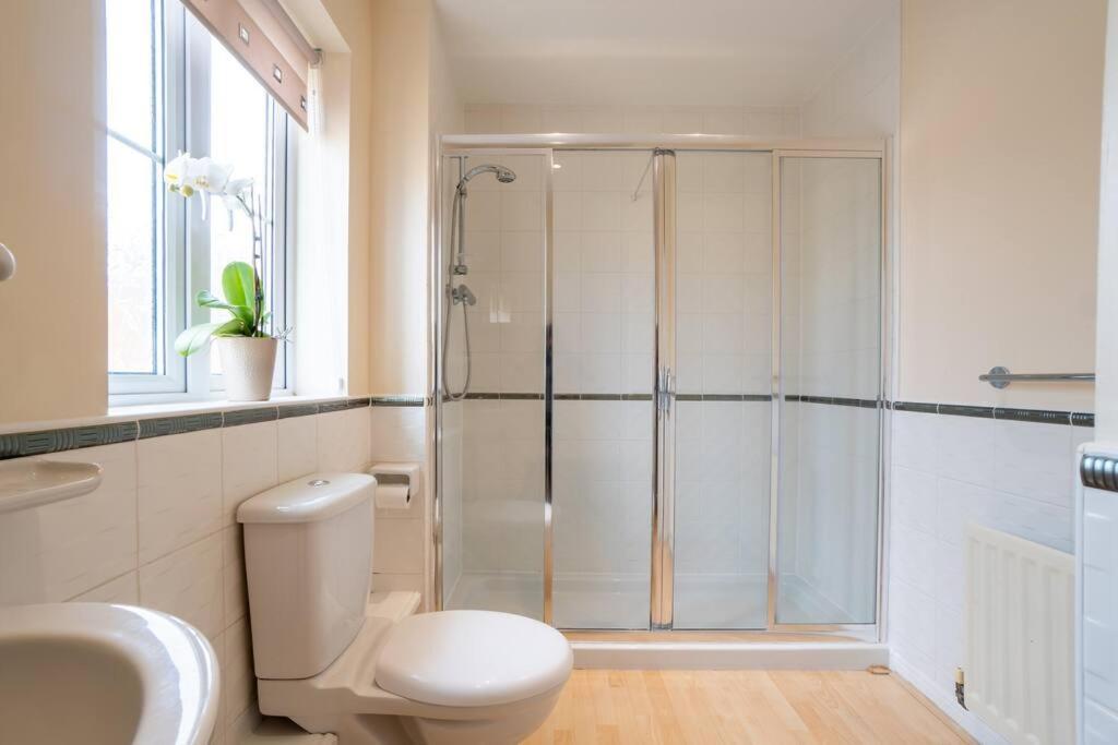 Апартаменты Bristol's Coach House - 2 Bedroom Detached With Secure Parking Бристоль