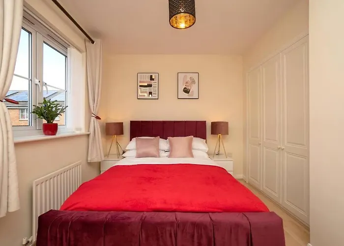 Bristol\'S Coach House - 2 Bedroom Detached Apartment With Secure Parking